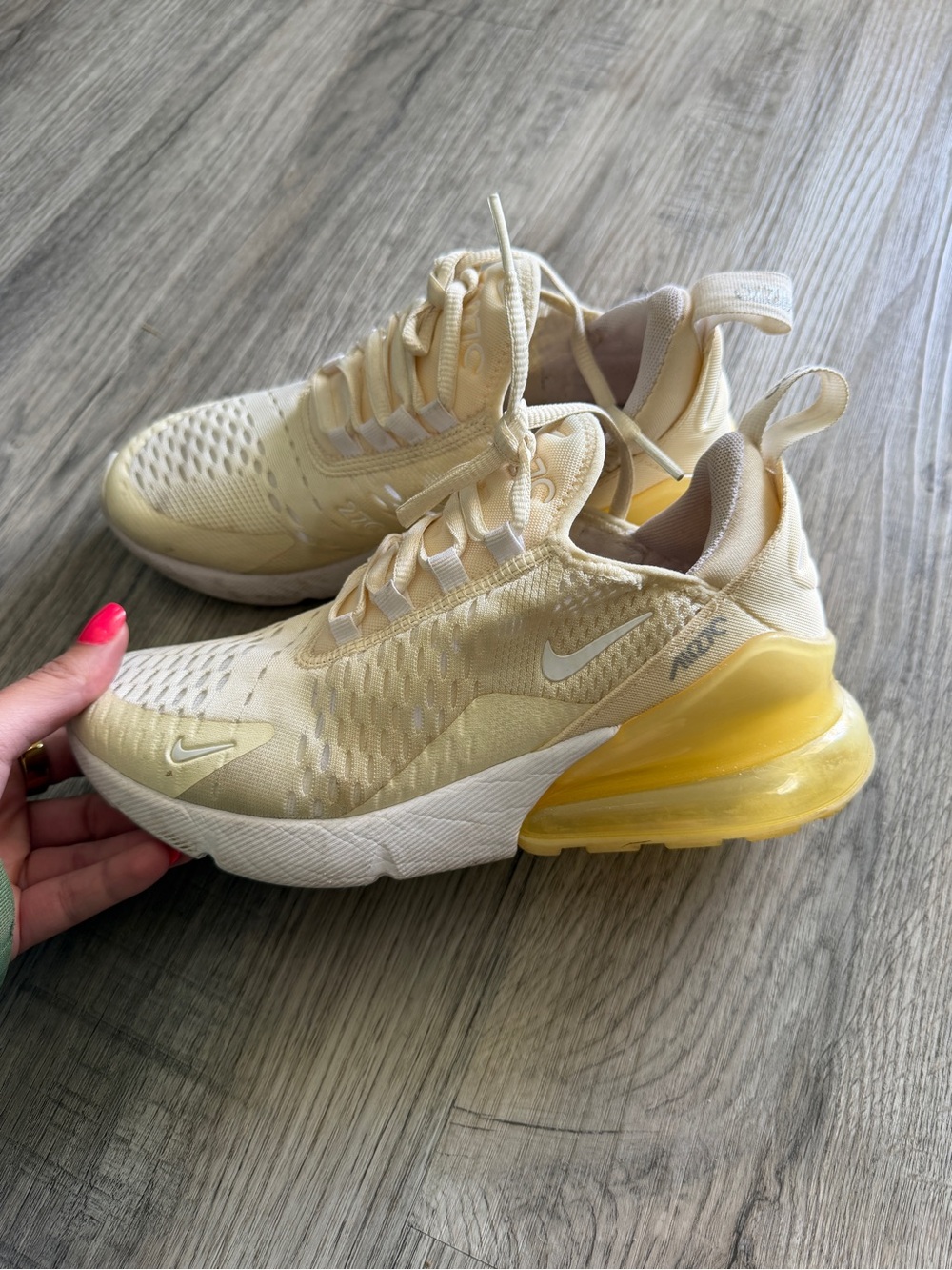Nike Women’s Air Max 270 in Pale Yellow and White